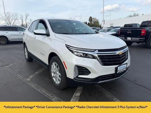 Iridescent Pearl Tricoat 2022 Chevrolet Equinox 1LT