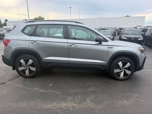 Pyrite Silver Metallic 2024 Volkswagen Taos 1.5T S