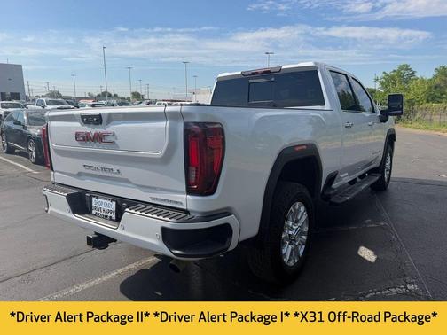 White Frost Tricoat 2023 GMC Sierra 2500 Denali