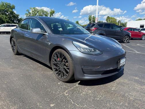 Gray 2019 Tesla Model 3 Standard Range