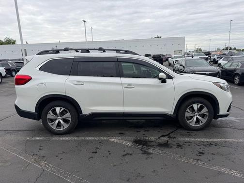 Crystal White Pearl 2021 Subaru Ascent Premium 7-Passenger
