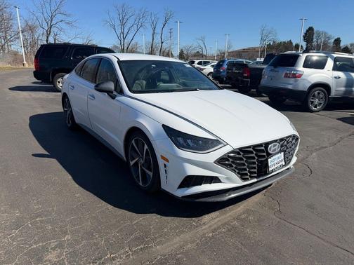 Quartz White 2021 Hyundai SONATA SEL Plus