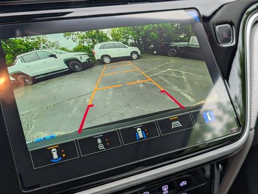 Gray Ghost Metallic 2023 Chevrolet Bolt EUV FWD Premier