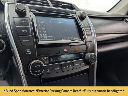 Blizzard Pearl 2015 Toyota Camry XLE