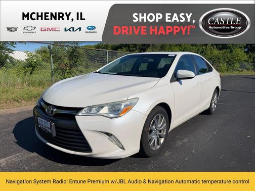 Blizzard Pearl 2015 Toyota Camry XLE