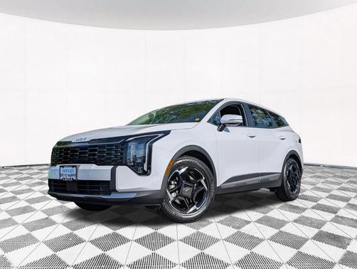 Glacial White Pearl 2026 Kia Sportage EX