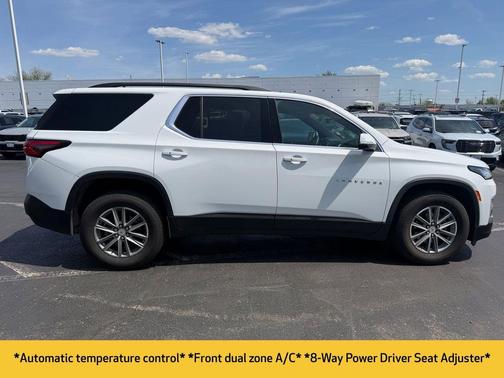 Summit White 2023 Chevrolet Traverse LT Cloth