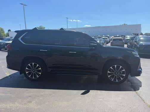 Onyx Black 2021 Lexus LX 570 Three-Row