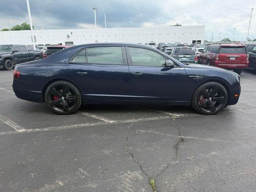 Blue 2017 Bentley Flying Spur W12 S