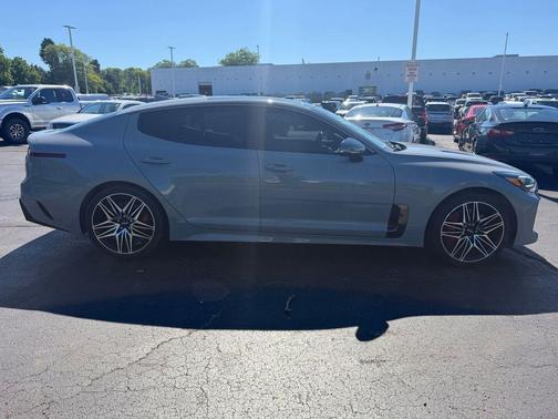 Ceramic Silver 2022 Kia Stinger GT1