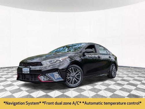 Aurora Black 2024 Kia Forte GT-Line
