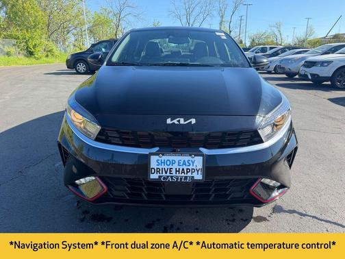Aurora Black 2024 Kia Forte GT-Line