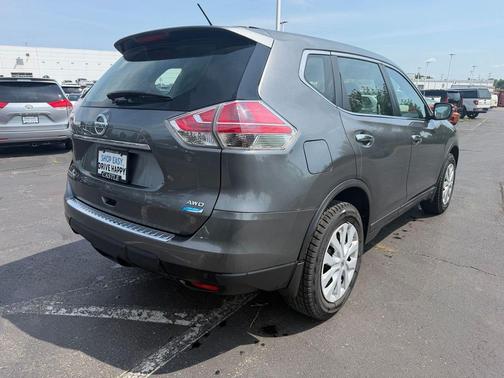 Gun Metallic 2014 Nissan Rogue S