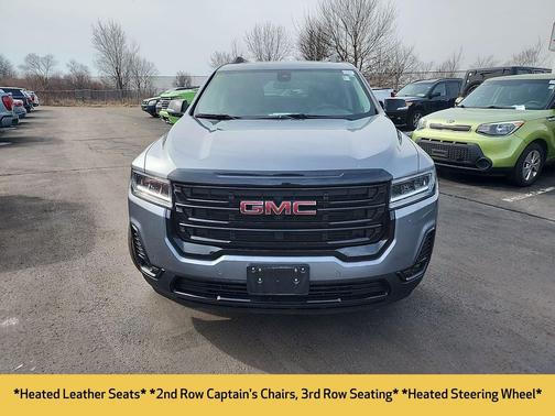 2022 GMC Acadia AWD SLT
