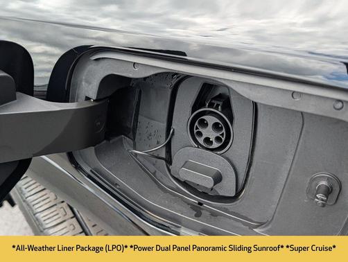 Black 2024 Chevrolet Equinox EV RS