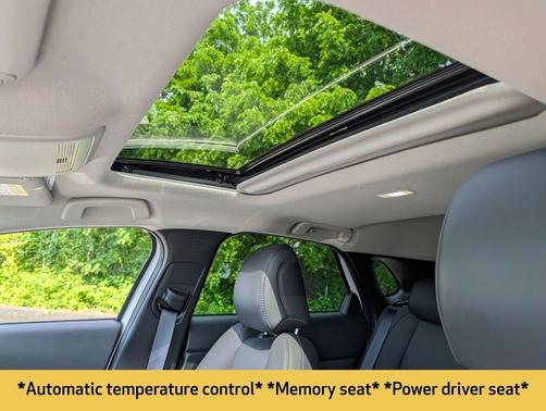 Snowflake White Pearl Mica 2023 Mazda CX-30 2.5 S Premium Package