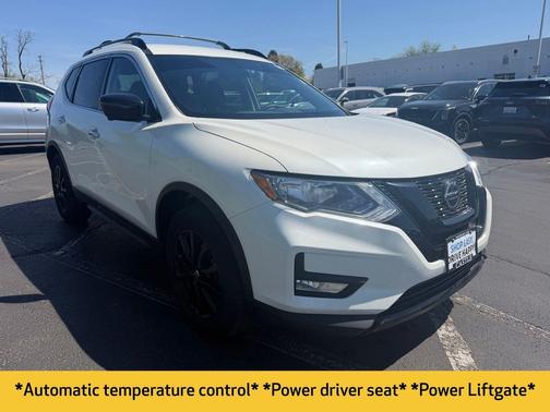 Pearl White 2018 Nissan Rogue SV