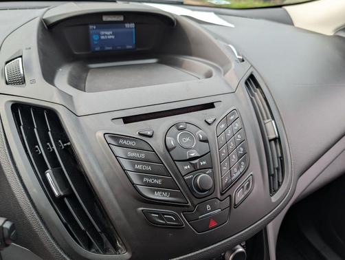 Ruby Red Metallic Tinted Clearcoat 2015 Ford Escape SE