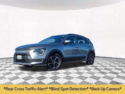 2023 Kia Niro LX