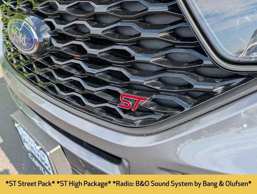 Carbonized Gray Metallic 2022 Ford Explorer ST