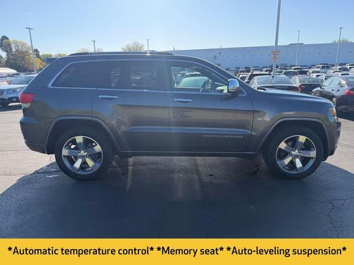 Granite Crystal Metallic Clearcoat 2014 Jeep Grand Cherokee Overland