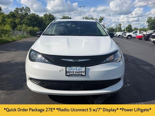 Bright White Clearcoat 2024 Chrysler Voyager LX