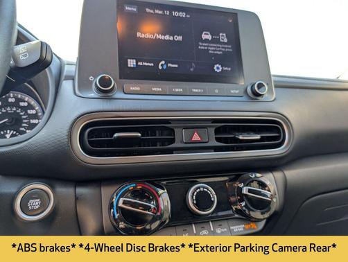 2022 Hyundai KONA SEL