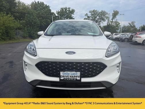 White Metallic 2020 Ford Escape Titanium