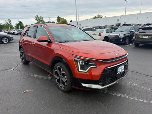 Fire Orange 2023 Kia Niro Touring