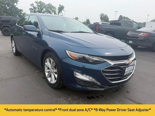Pacific Blue Metallic 2019 Chevrolet Malibu LT