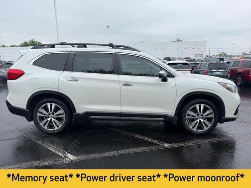 Crystal White Pearl 2022 Subaru Ascent Touring 7-Passenger
