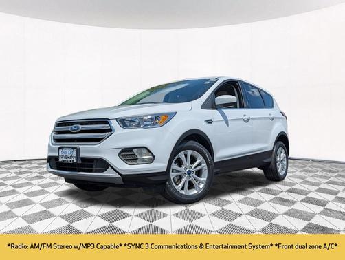 Oxford White 2019 Ford Escape SE
