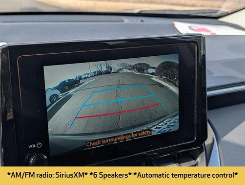 2025 Toyota Corolla Cross LE