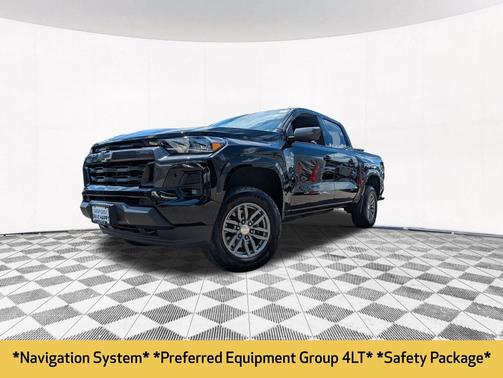 Black 2024 Chevrolet Colorado LT
