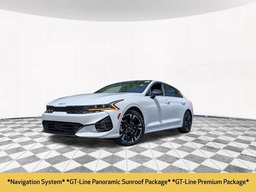 Glacial White Pearl 2024 Kia K5 GT-Line