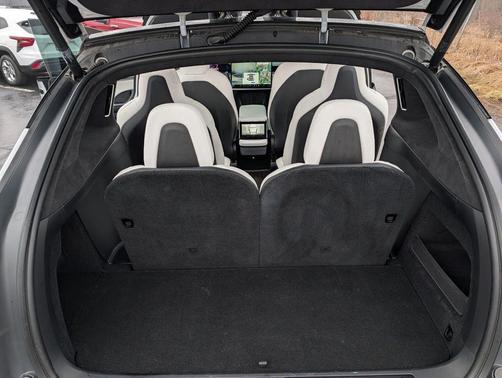 2022 Tesla Model X Plaid Tri Motor All-Wheel Drive