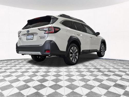 2023 Subaru Outback Touring