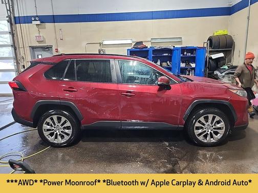 2020 Toyota RAV4 XLE Premium