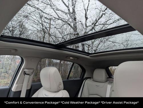 Argent Silver Metallic 2023 Cadillac XT4 Premium Luxury