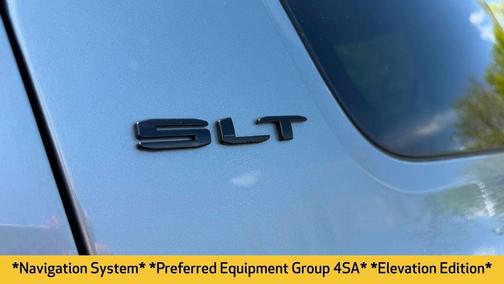Sterling Metallic 2023 GMC Acadia AWD SLT