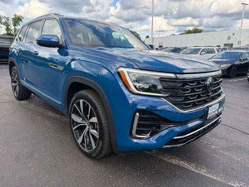 Mountain Lake Blue Metallic 2025 Volkswagen Atlas 2.0T SEL Premium R-Line 4MOTION
