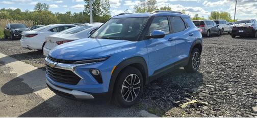 Fountain Blue 2024 Chevrolet Trailblazer LT