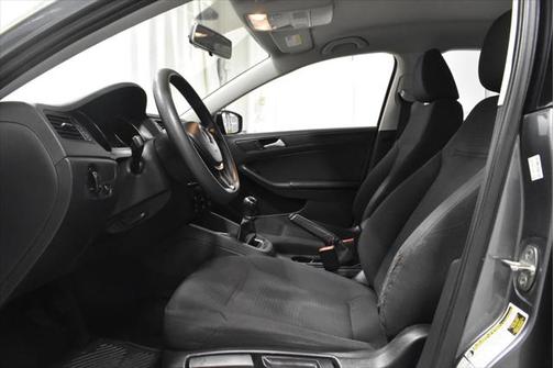 2015 Volkswagen Jetta Man S w/Technology