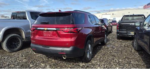 Radiant Red Tintcoat 2023 Chevrolet Traverse LT Cloth