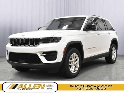 2023 Jeep Grand Cherokee Laredo