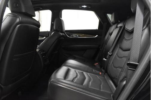 2017 Cadillac XT5 Platinum