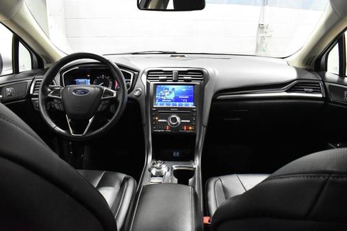 2020 Ford Fusion Plug-In Hybrid Titanium