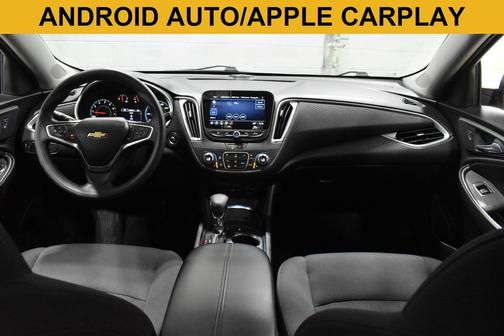 Summit White 2023 Chevrolet Malibu FWD 1LT