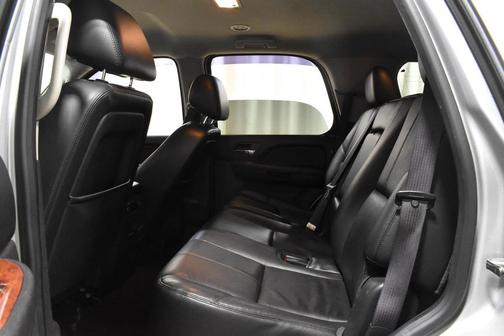 Silver Ice Metallic 2013 Chevrolet Tahoe LT