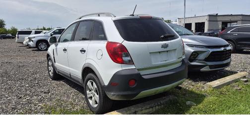 Arctic Ice 2013 Chevrolet Captiva Sport 2LS